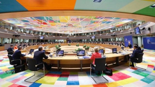 Brüksel'de AB liderler zirvesi toplanıyor