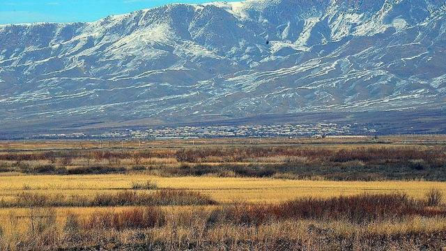 Karabağ'a yasa dışı silah sevkiyatı yapan 3 Ermeni uluslararası listede