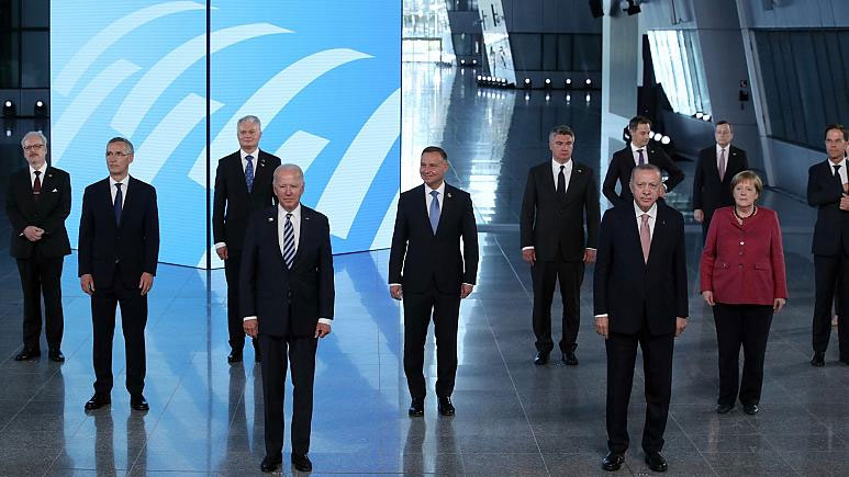 Çin'den NATO zirvesinde Pekin’in tehdit olarak ilan edilmesine tepki