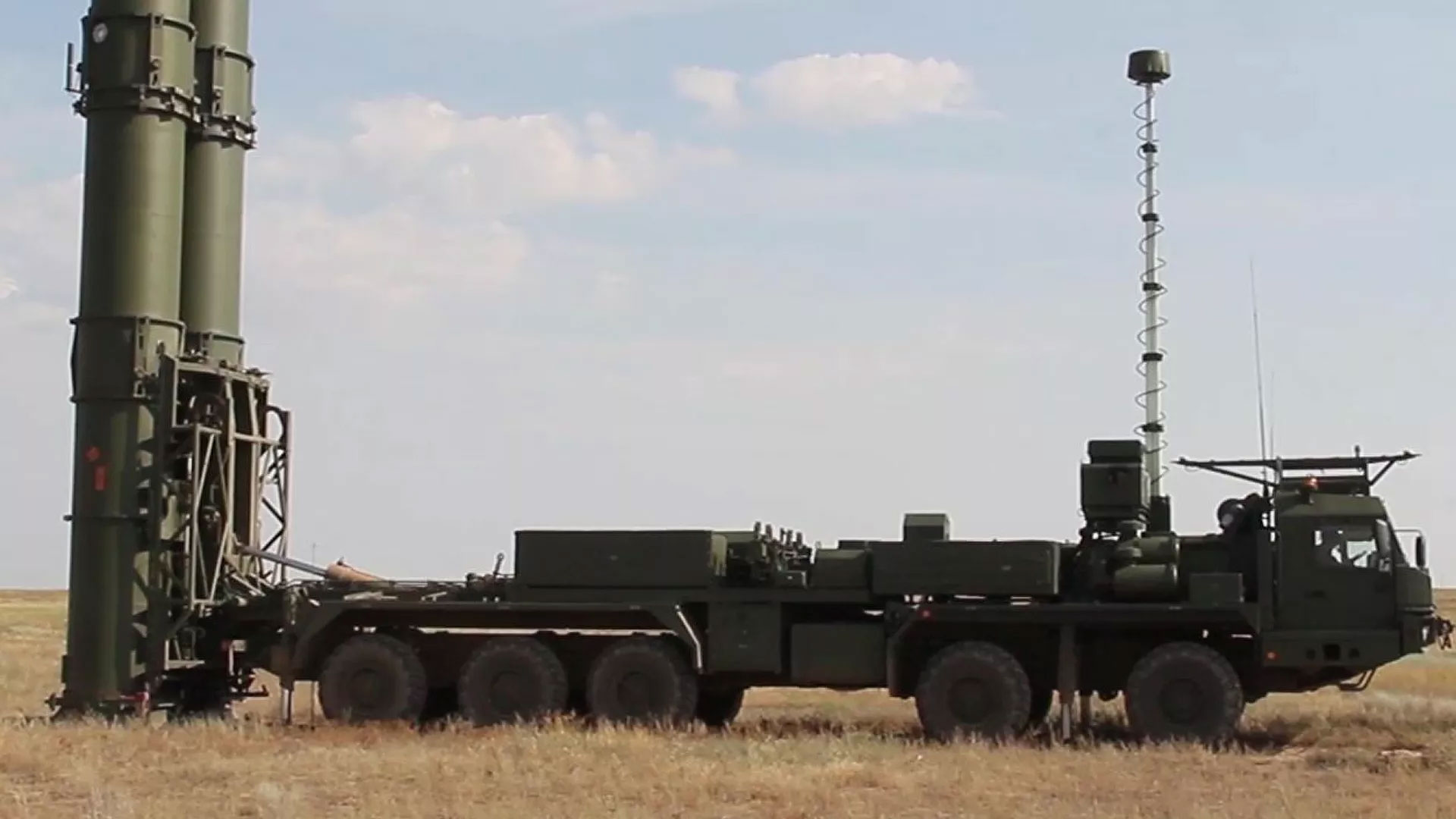 "Belarus'a S-400 hava savunma sistemleri verebiliriz"