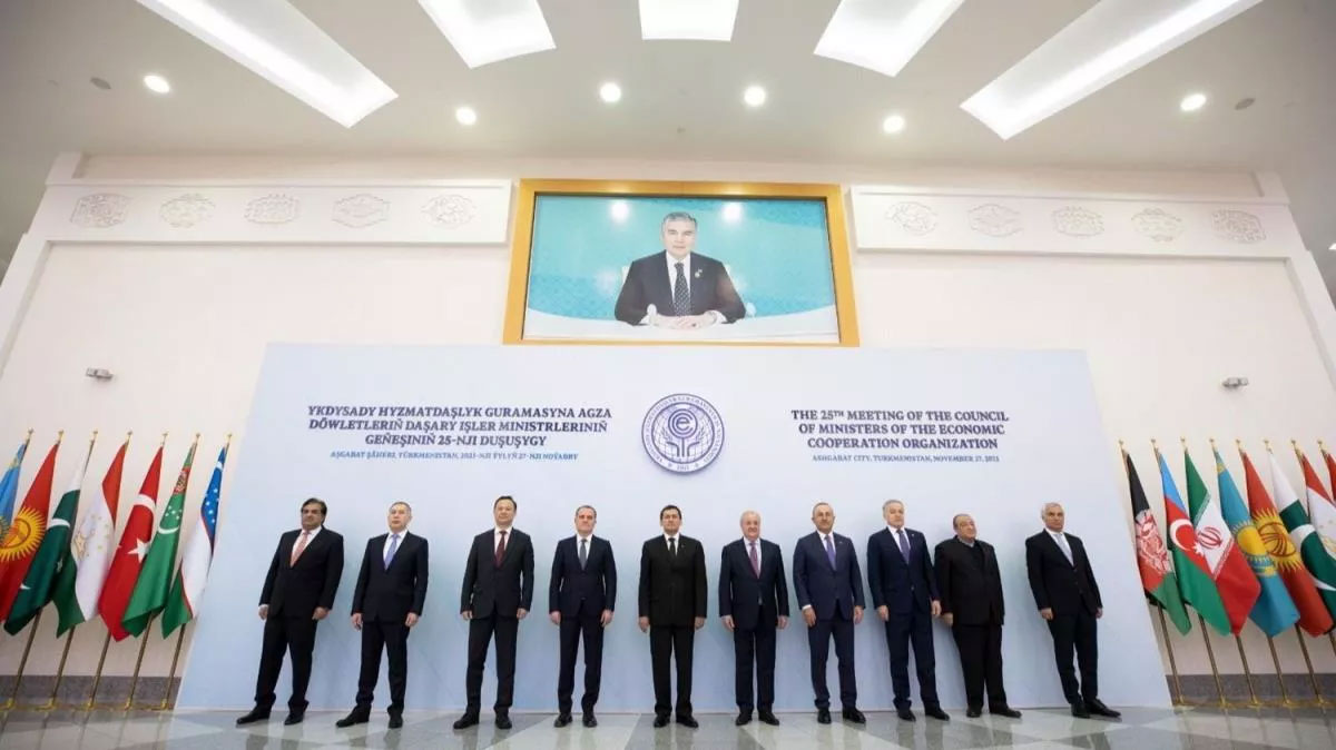 Bakan Çavuşoğlu, Ekonomik İşbirliği Teşkilatı Dışişleri Bakanları Toplantısı'na katıldı