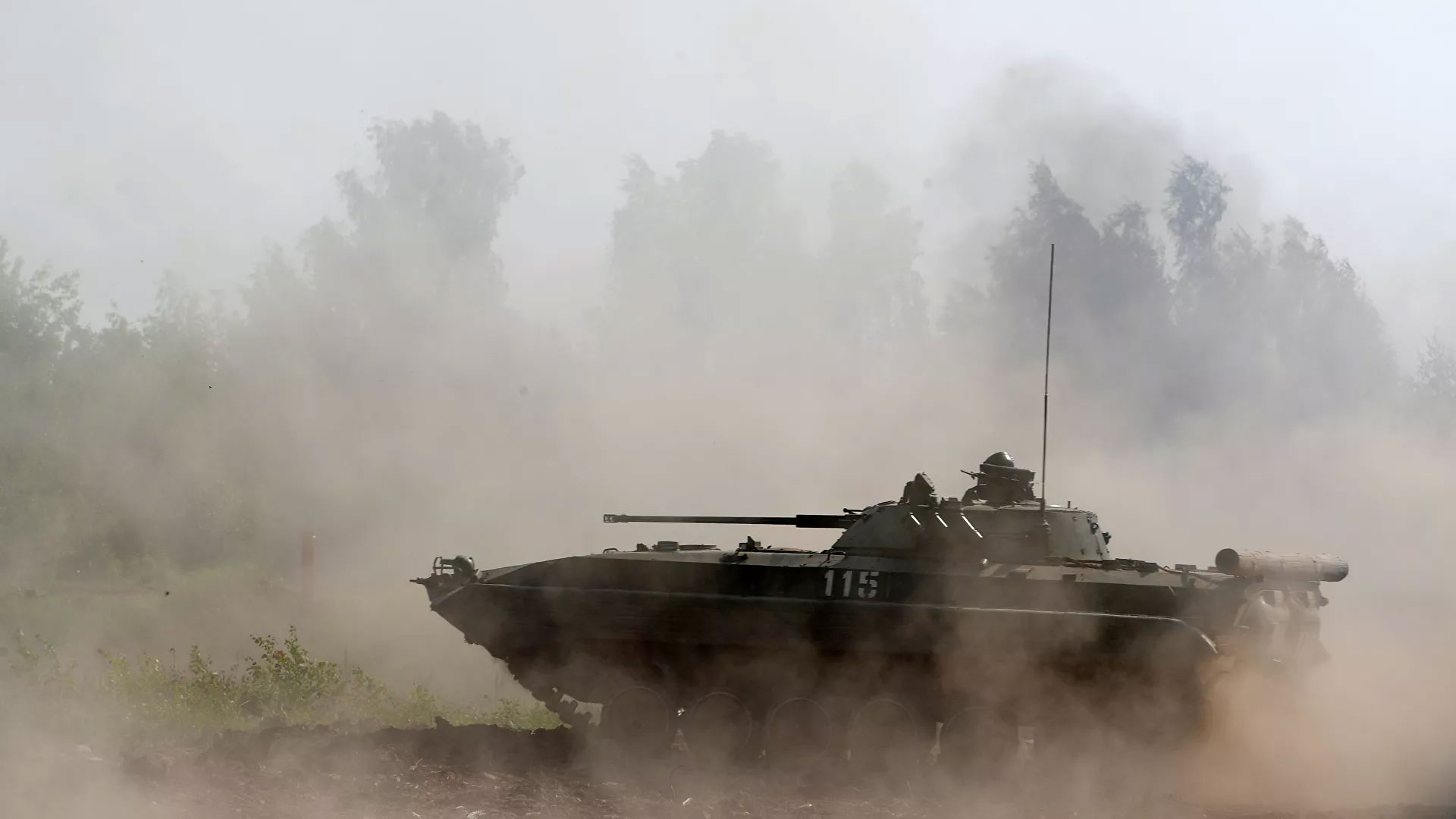 Rusya, Tacikistan’daki üssüne geçen yıl 50’nin üzerinde askeri araç ve teçhizat gönderdi
