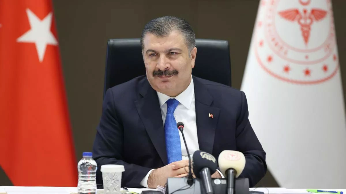 Bakan Koca açıkladı: HES kodu ve açık havada maske şartı kaldırıldı