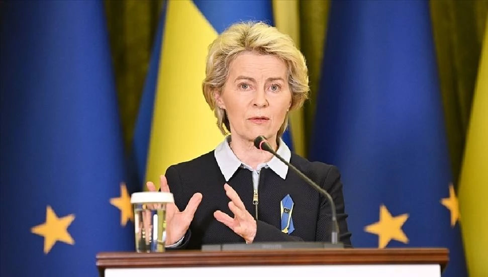 AB Komisyonu Başkanı: Ukrayna'yı yeniden inşa edeceğiz