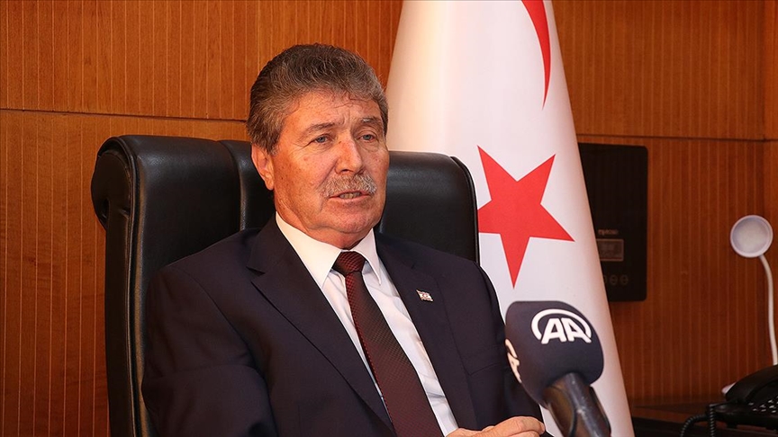Başbakan Üstel elektrikte çoklu tarife uygulamasına başlanacağını açıkladı