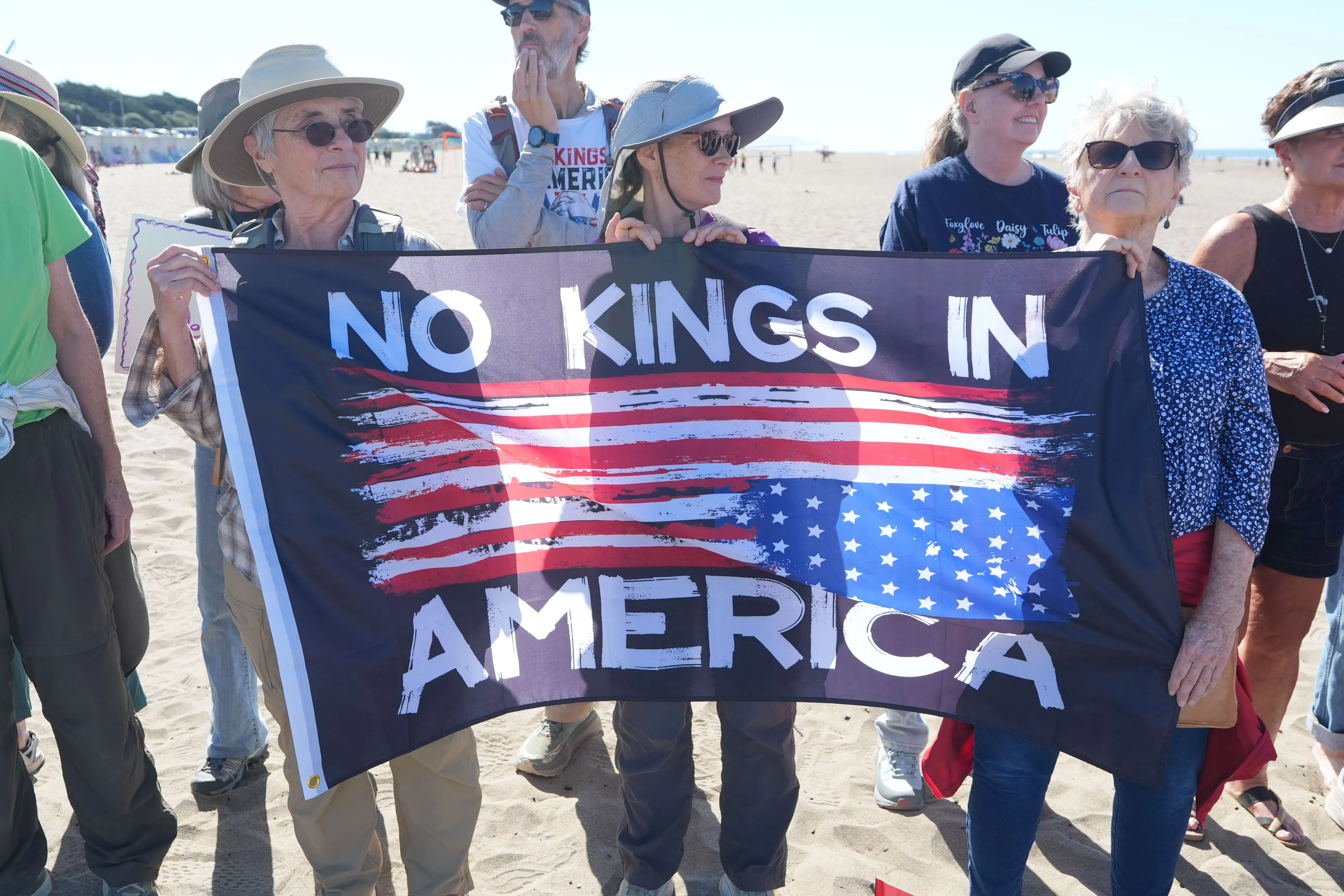 ABD'de, Trump yönetimine karşı "Krallara Hayır" protestosu düzenlendi