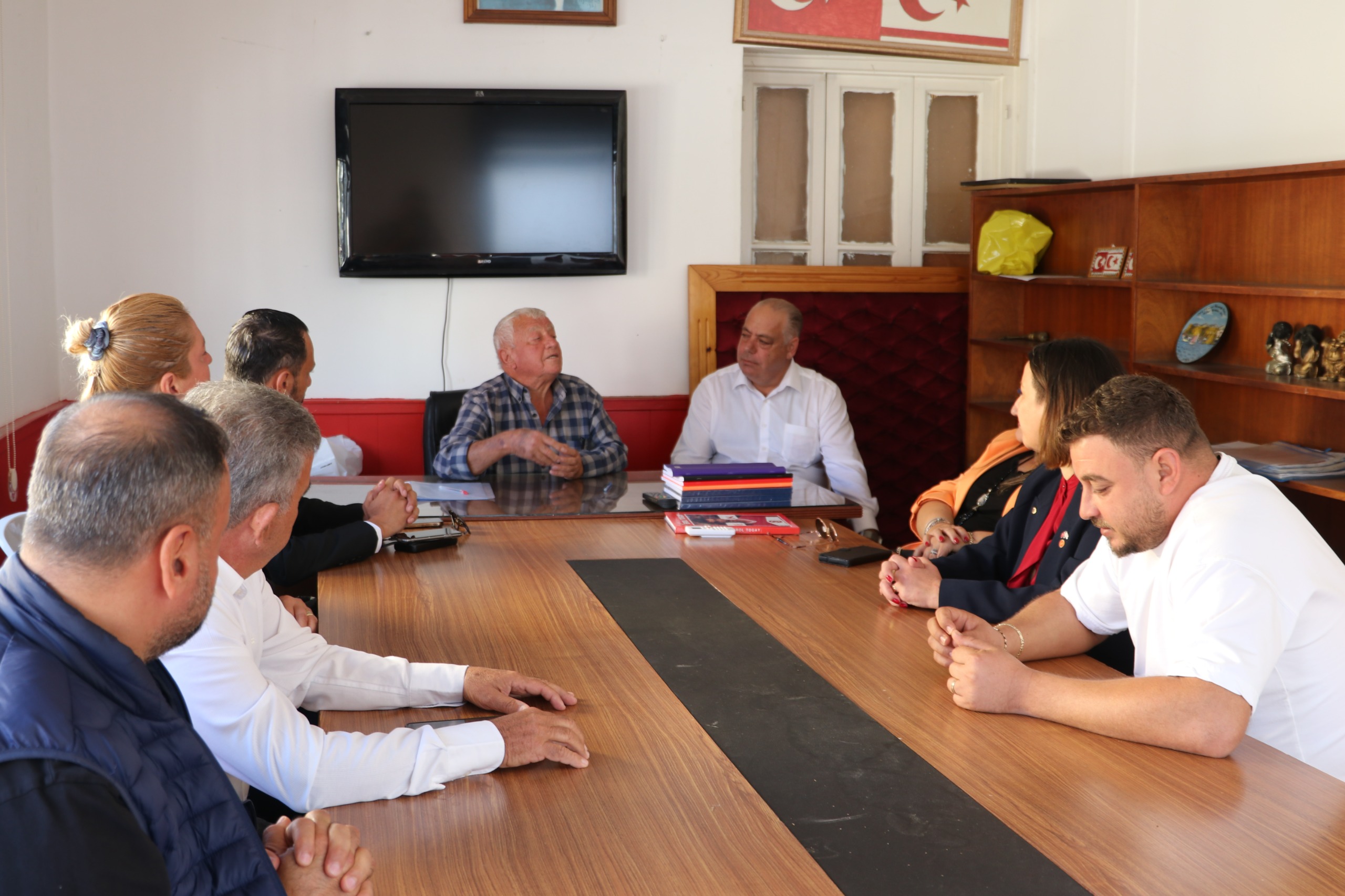 Albayrak: “Maaşımın belirli bir bölümünü spor kulüpleri ve STK’lara bağışlayacağım”
