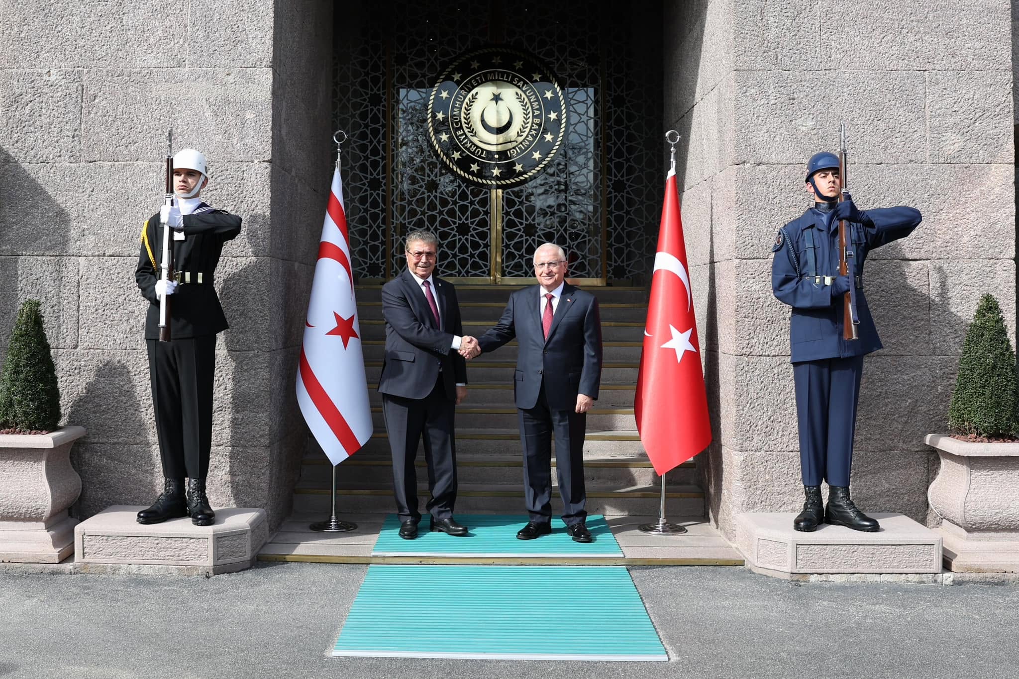 Başbakan Üstel, Türkiye Milli Savunma Bakanı Güler ile Ankara’da görüştü