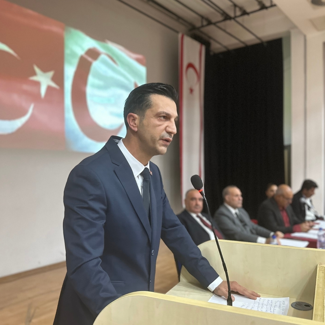 Büsküvütçü, Facebook hesabının askıya alındığını duyurdu