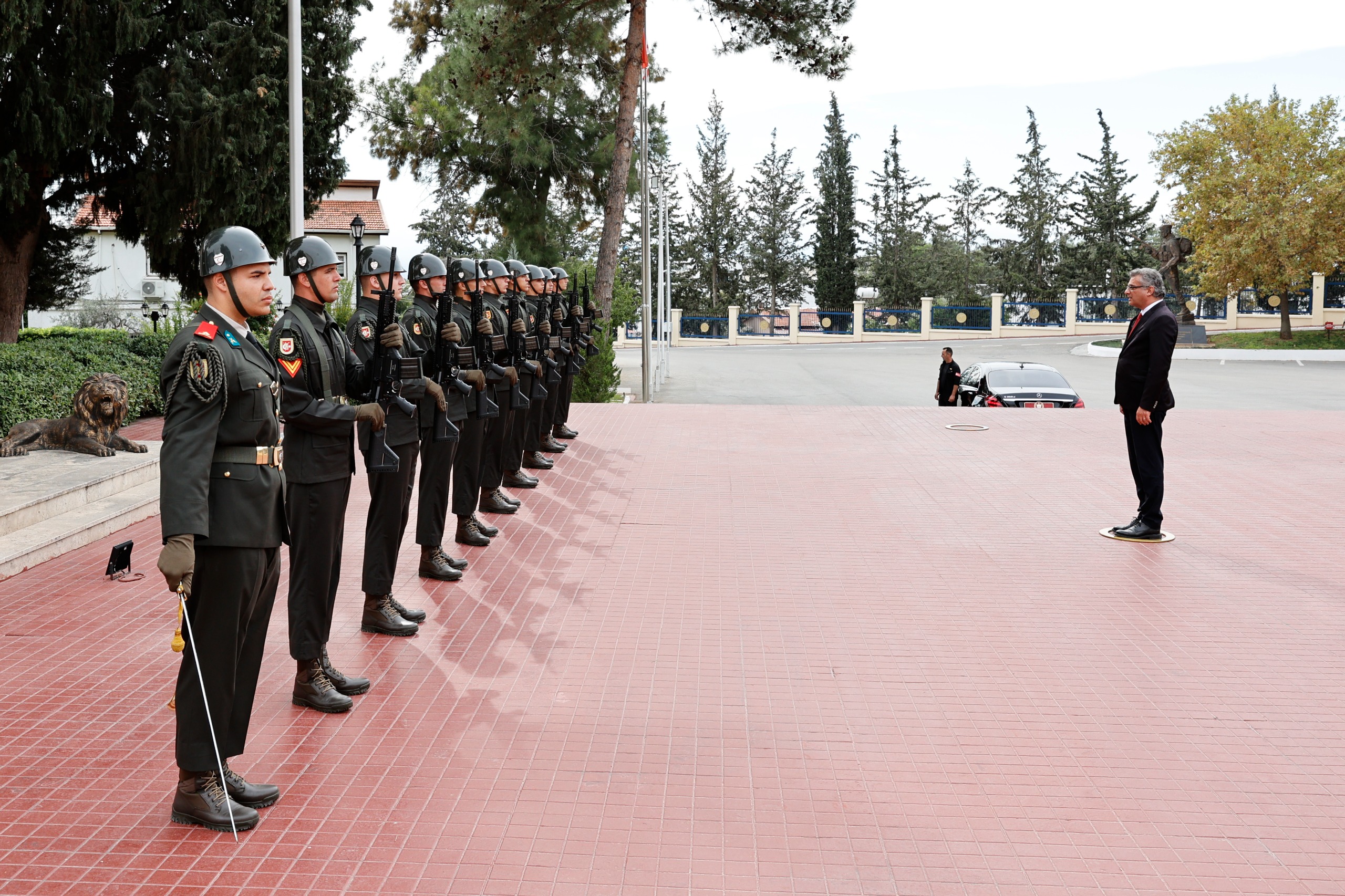 Cumhurbaşkanı Erhürman, Tümgeneral Bilir’i ziyaret etti