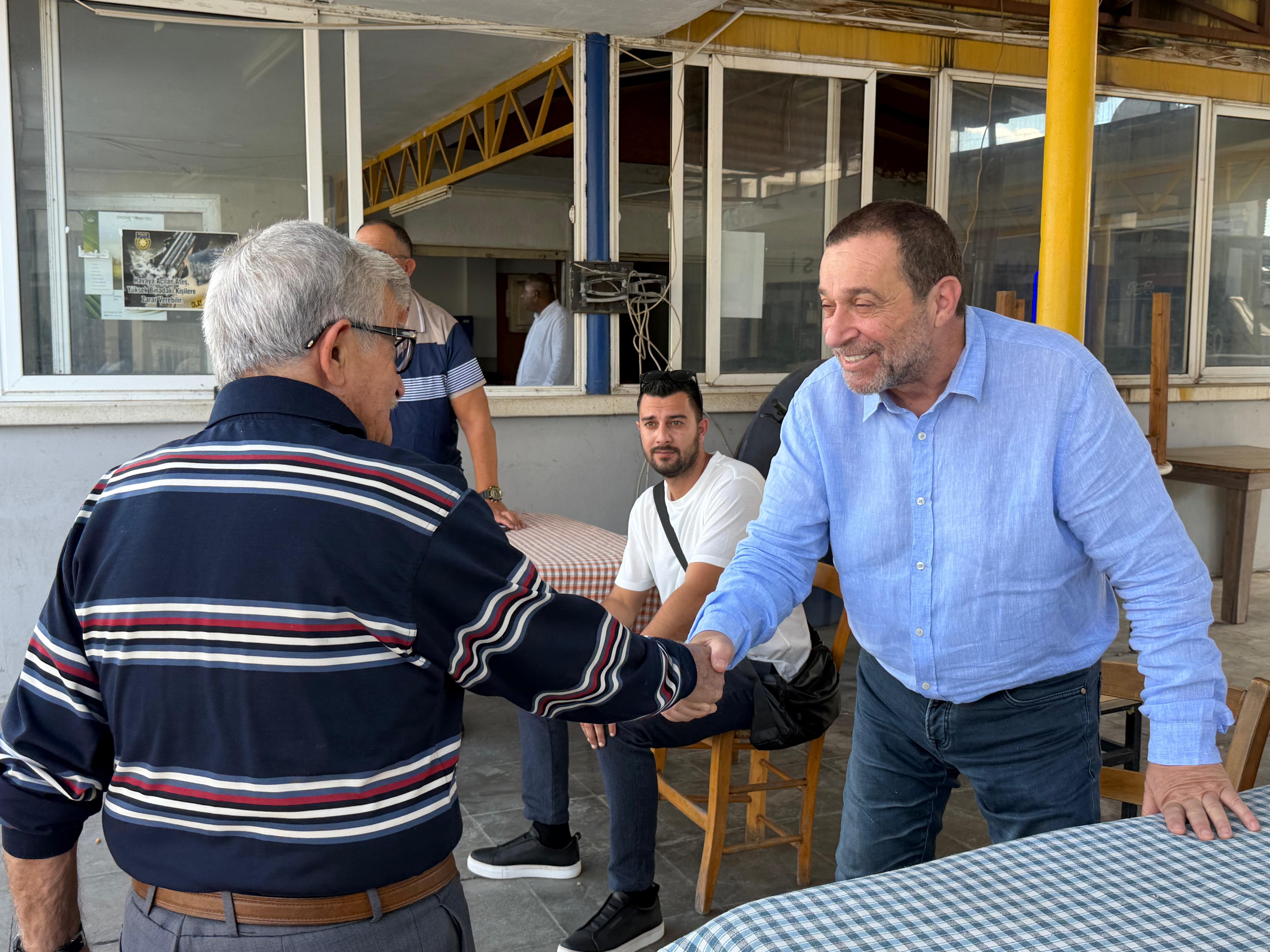 Denktaş, Bostancı’yı ziyaret etti