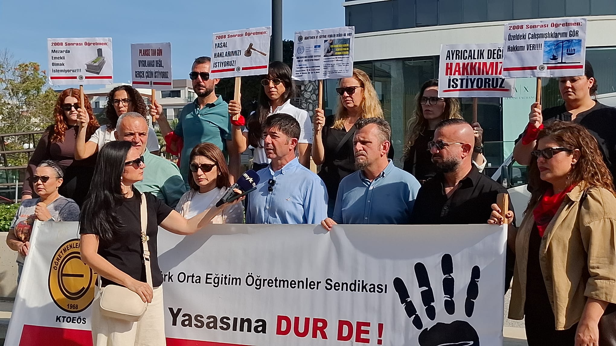 KTOEÖS, Girne ve çevresindeki okullarda öğleden sonra greve gitti