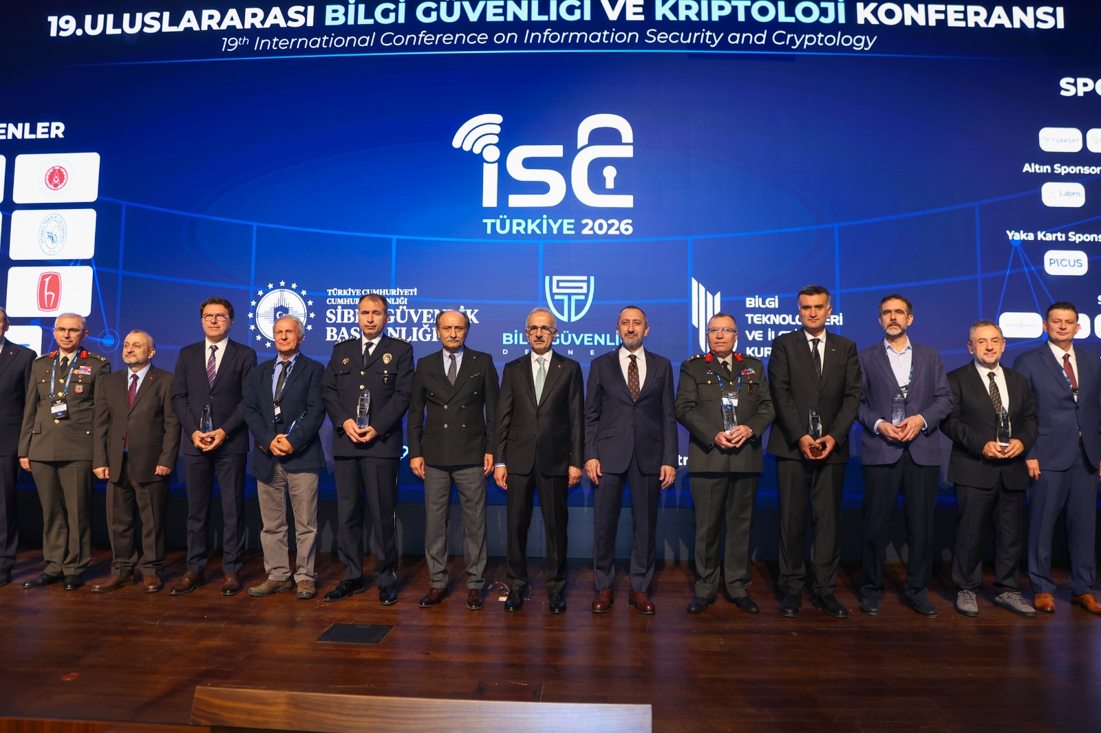 ODTÜ Kuzey Kıbrıs Kampüsü’ne Siber Güvenlik Üstün Hizmet Ödülü