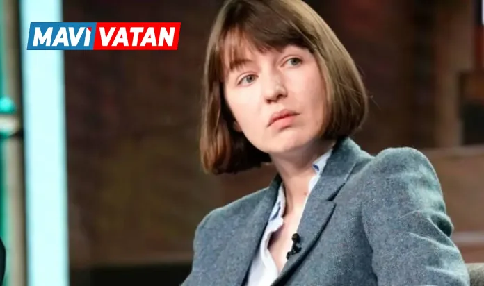 Sally Rooney'nin kitapları, Palestine Action'a desteği nedeniyle İngiltere'de satıştan kaldırılıyor