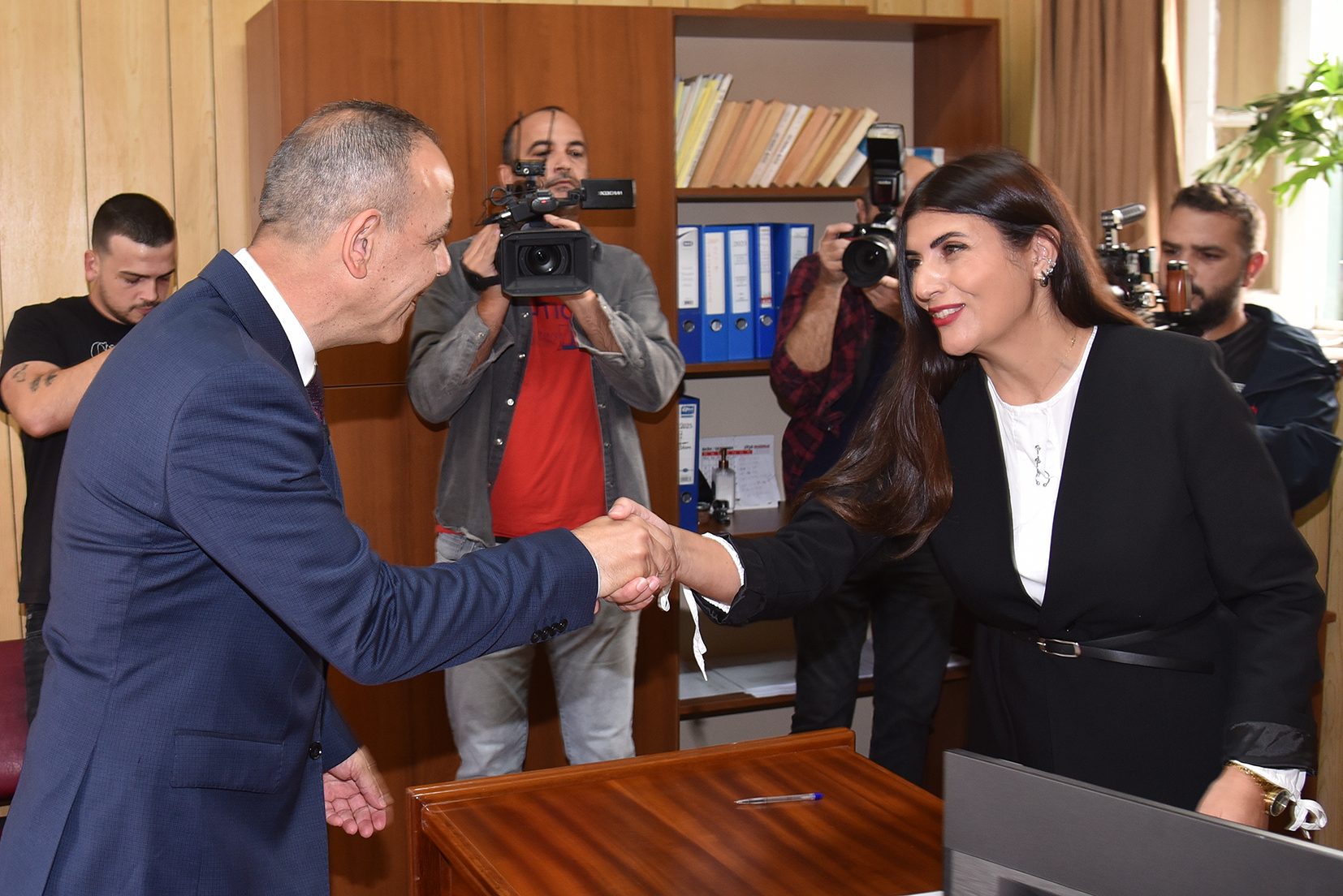 TDP adaylık başvurusunu yaptı...Çeler:"Biz bu adada iyi bir gelecek kurmak istiyoruz"