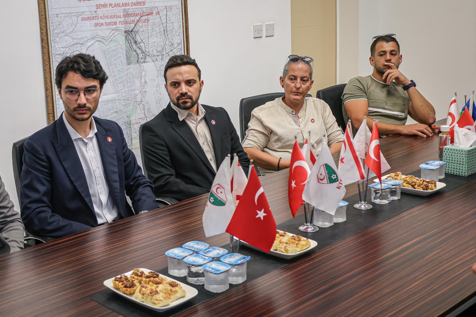 TDP heyeti KTFF’yi ziyaret etti… “Gençlik ve Spor Bakanlığı kurulmalı”
