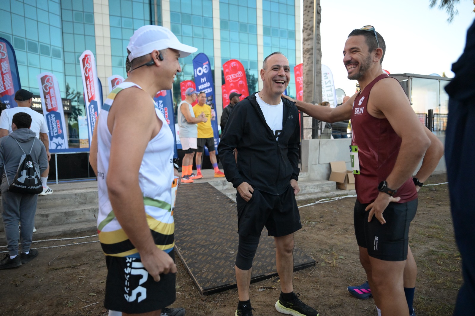Ülker Lefkoşa Yarı Maratonu’nda heyecan 21 kilometre koşusu ile başladı